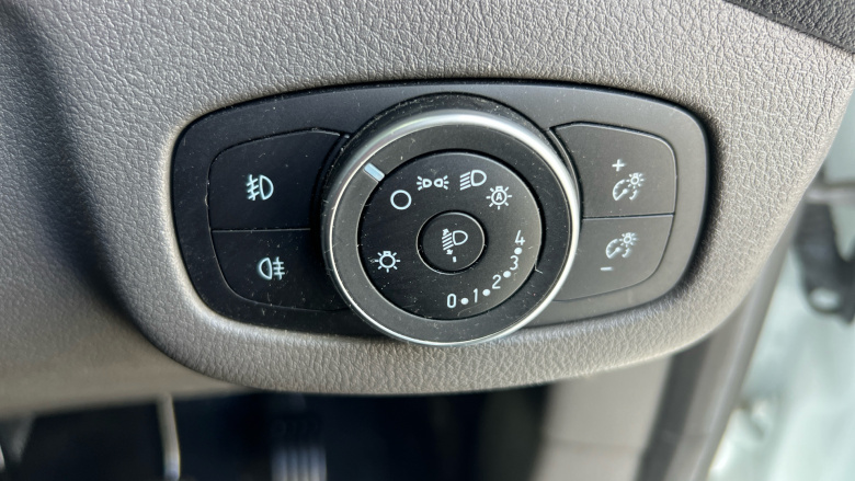 Ford Transit Connect 200 L1 Diesel 1.5 EcoBlue 120ps Limited Van